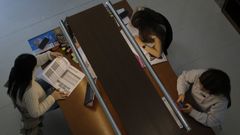 Tres estudiantes, este mi�rcoles en la biblioteca Gonz�lez Garc�s