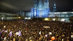 Multitudinaria manifestaci�n feminista en Santiago