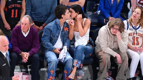 Timothee Chalamet y Kylie Jenner, durante el partido
