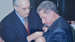 Raimundo Calvo (derecha), con Romay Beccar�a