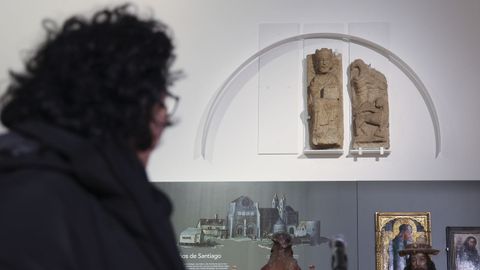 Las estatuas de Carboeiro, expuestas en el Museo das Peregrinaci�ns de Santiago, tras su regreso a Galicia.