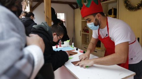 Talleres de manualidades de Navidad en el parque de San Lzaro