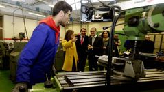 Mato, Negreira y V�zquez, en el instituto de Someso