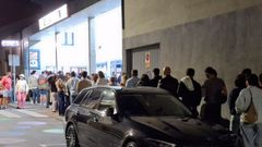 Colas en las salas ribadenses