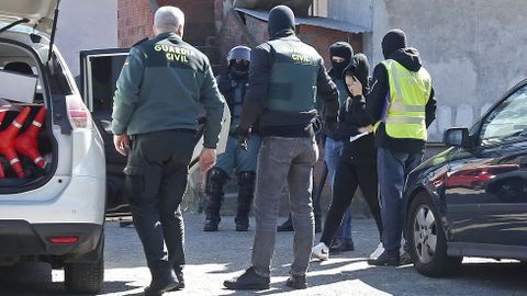 Operacin antidroga de la Guardia Civil en el poblado del Vao