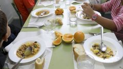 Imagen de archivo de uno de los colegios donde el Concello presta el servicio de comedor.