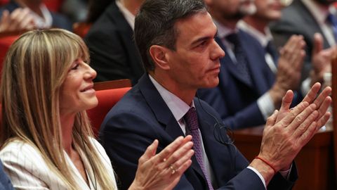Bego&ntilde;a G&oacute;mez y Pedro S&aacute;nchez, durante su viaje oficial a China el pasado mes de abril