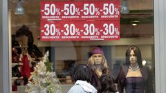 Los vales podran canjearse en tiendas, bares y todo tipo de negocios