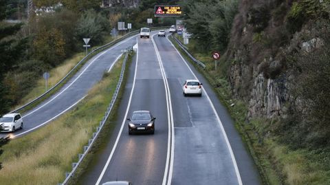 La N-120 es la carretera que conecta Ourense con Ponferrada.