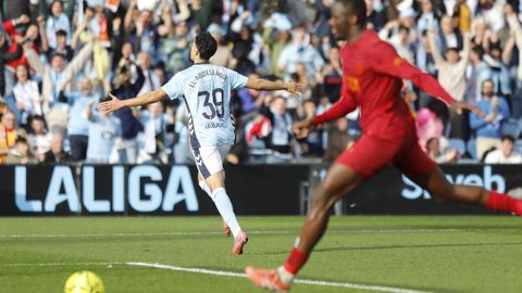 Jones El-Abdellaoui, celebrando su gol en el Celta-Valencia.