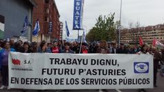 La manifestaci�n alternativa del 1 de mayo se echa a las calles de Gij�n