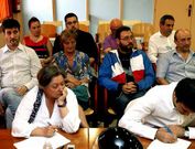 <span lang= es-es >Firma secreta y pleno del �rea Metropolitana.</span> Al pleno del viernes sobre la constitucionalidad del �rea Metropolitana acudieron la presidenta y el secretario de la federaci�n (al fondo, a la izquierda). Entonces no se sab�a, pero ven�an de firmar sin publicidad alguna el convenio de su entidad.