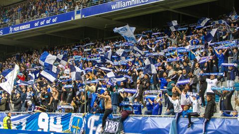 El Fondo Norte animando durante el Oviedo-Tenerife de la 19/20