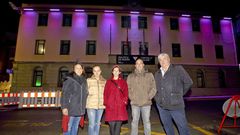 El Concello de Malpica, iluminado de violeta con motivo del D�a internacional contra la violencia de g�nero