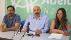 Jos� Luis Cano (en el centro), en una imagen de archivo