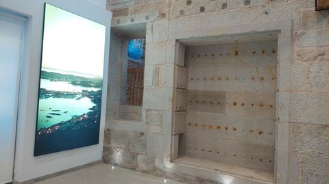 Interior del pazo de Quintns, en Noalla