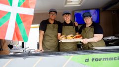 El CIFP Carlos Oroza de Pontevedra vivi� este viernes la jornada de cocina �Euskadi e tradici�n�