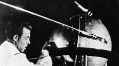 La Uni�n Sovi�tica fue el primer pa�s en lanzar al espacio, el 4 de octubre de 1957, el primer sat�lite, el Sputnik 1