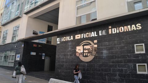Escuela de Idiomas en la calle Real