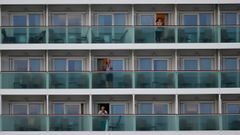 Varios cruceristas, en una escala en A Corua