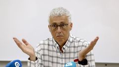 O presidente da CIUG, Iv�n Area, na s�a rolda de prensa tras los erros nos exames da PAU. 