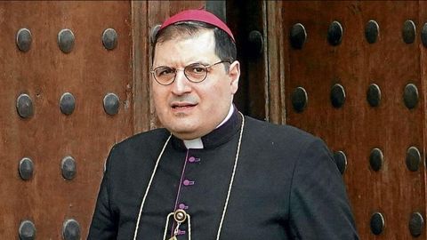 El falso obispo Pablo Rojas en el convento de Belorado.