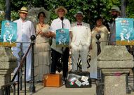 Presentaci�n de la fiesta indiana que celebrar�n los ribadenses. 