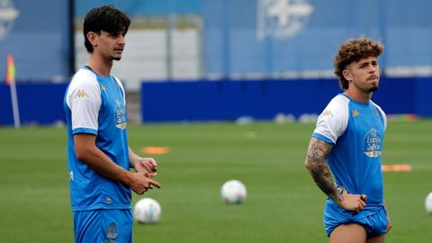 Charlie Pati�o durante un entrenamiento con el D�por.