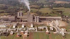 Imagen de la f�brica y el pueblo a principios de los a�os 60