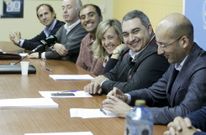 Los diputados provinciales se reunieron ayer con alcaldes y portavoces del PP de la comarca. 