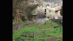 Estado actual de la estaci�n de Fuso de la Reina, en la antigua l�nea de Feve de Oviedo a Ujo