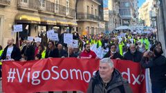 Manifestaci�n de varios colectivos vigueses contra la gesti�n de Caballero