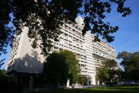 El edificio se compone de 337 apartamentos en doce plantas