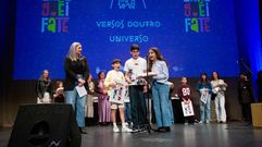 A concelleira carballesa Maruxa Su�rez entregou galard�ns