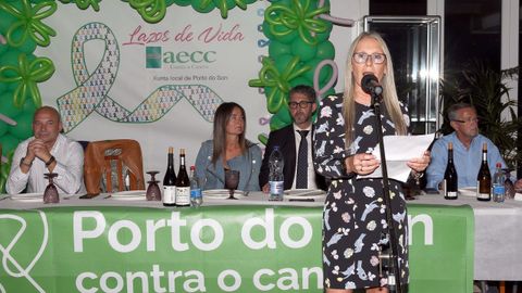 CENA BENEFICA ASOCIACION CONTRA EL CANCER DE PORTO DO SON EN EL CLUB NAUTICO DE PORTOSIN