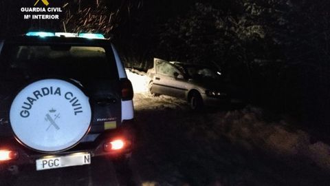 Rescate de dos monta�eros en Benllera