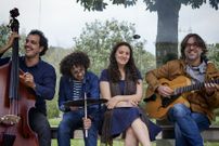 Alba Mar�a acude esta tarde a Mux�a para presentar en concierto los temas de su primer disco, <span lang= gl >A�nda</span>