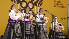 Grupo de pandereteiras de Carcax�a