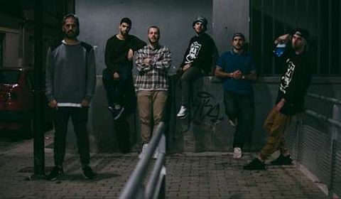 El colectivo Norweside, con Sago a la izquierda.