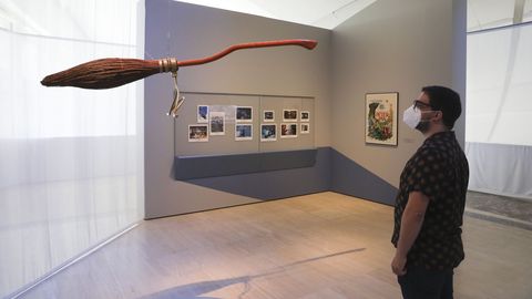 Una de las escobas voladoras de Harry Potter