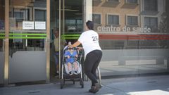 Entrada del centro de salud de A Parda, en Pontevedra, este viernes