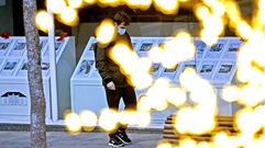 La obligatoriedad de volver a llevar mascarilla en exteriores se evidenciaba ayer en Pontevedra. 