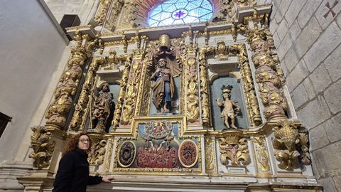 Retablo de San Pedro de la catedral de Tui afectado por termitas y humedades