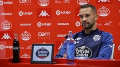 Juanfran, entrenador del Lugo, en la rueda de prensa de ayer, previa al debut ante el Fuenlabrada de maana