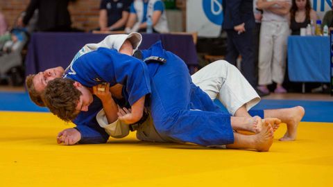 Supercopa de Espa�a de Galicia de Yudo en el pabell�n San Narciso de Mar�n
