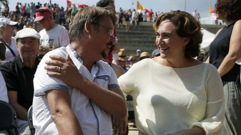 Colau, con Dom�nech en la Diada de Barcelona