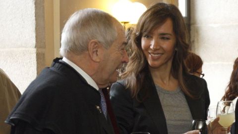 Paloma Lago con su padre Quico Prez-Lago, en una celebracin en Ferrol.