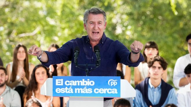 Feijoo, en un acto del PP en Badalona.