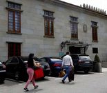 El Parador de Cambados estaba ayer lleno de gente dispuesta a disfrutar del Albari�o. 