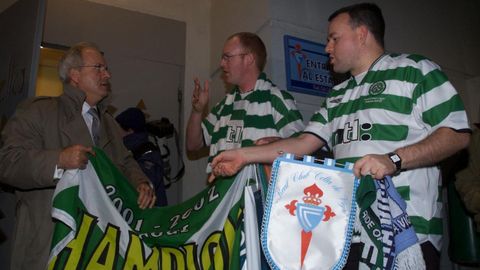 Gary y Crawford conocieron en Vigo a Carlos P�rez en el Celta-Cetic del 2002.